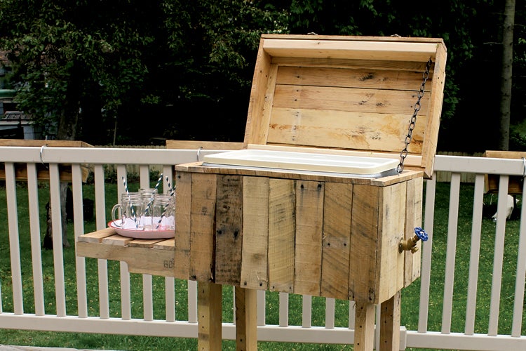 Do-it-yourself patio cooler